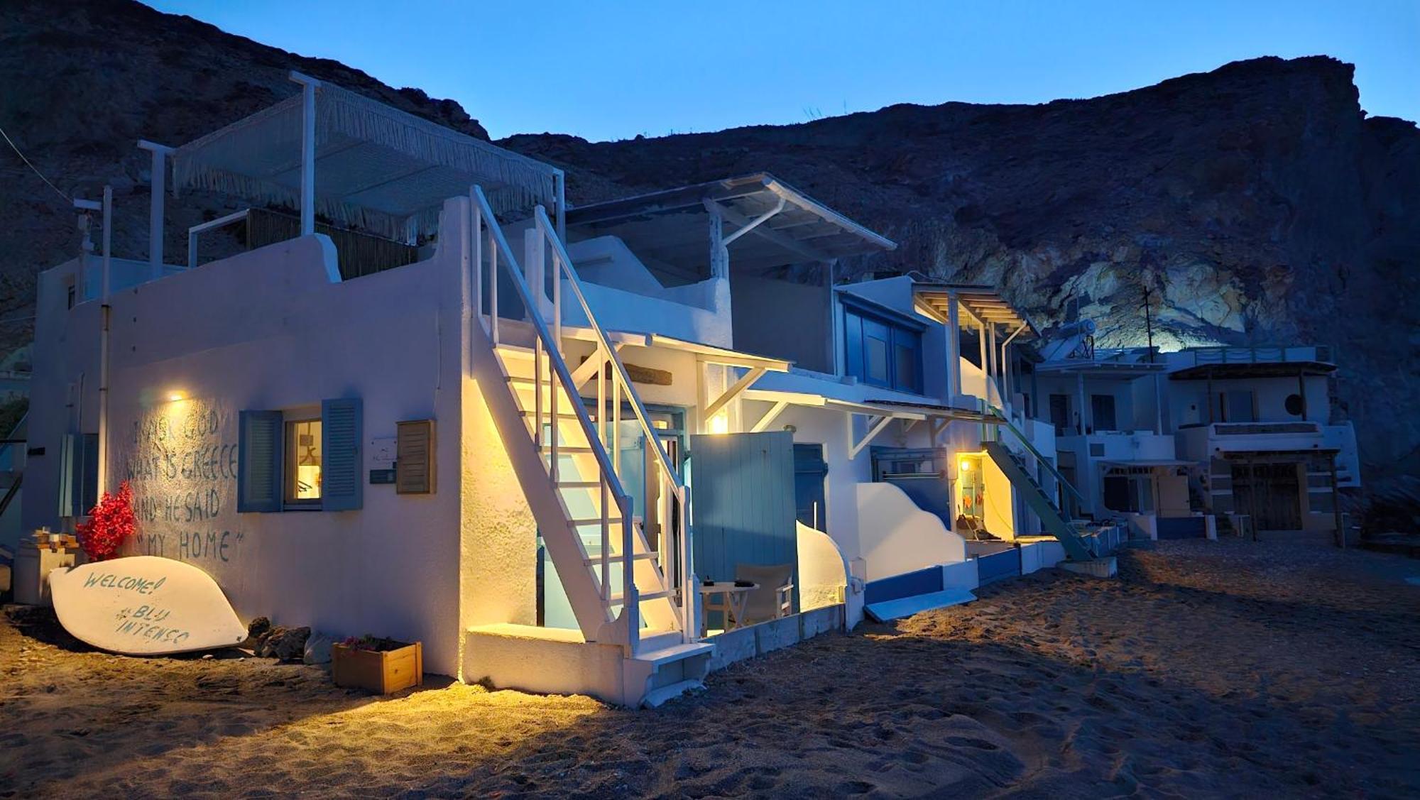 Blu Intenso Boathouse Firopotamos Ngoại thất bức ảnh