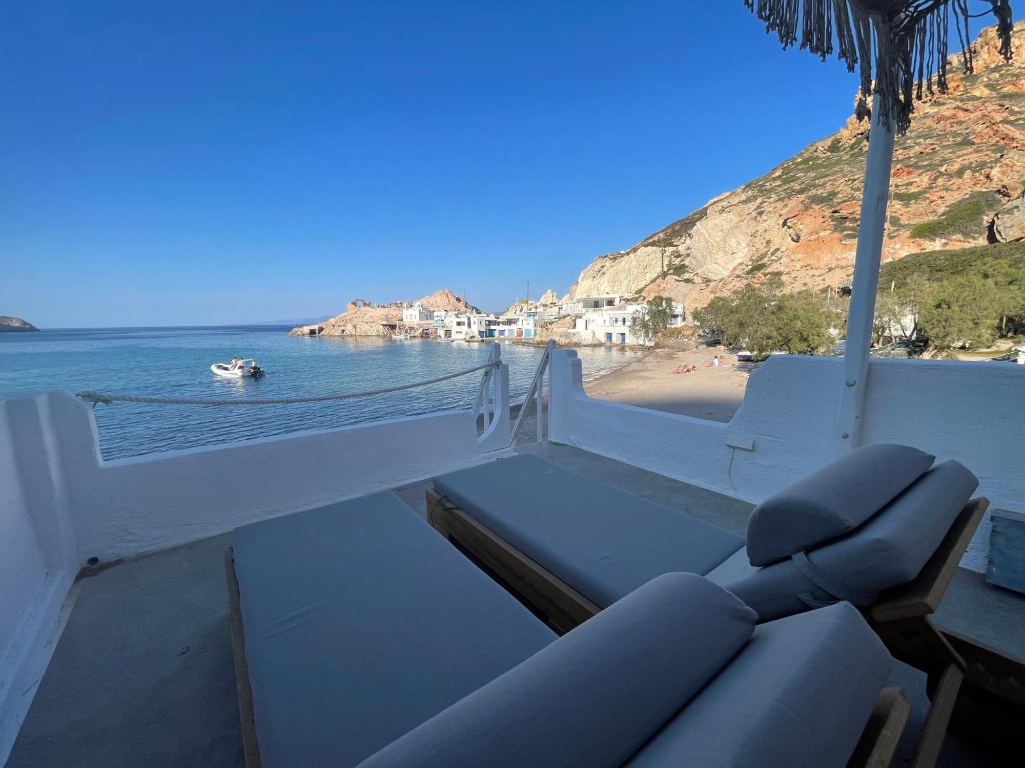 Blu Intenso Boathouse Firopotamos Ngoại thất bức ảnh